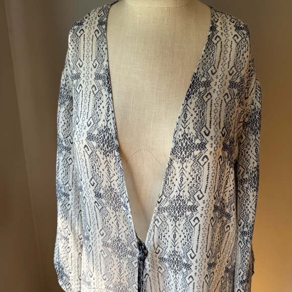 Calypso St. Barth 100% Silk Lightweight Navy Blue Cover-up Tassel Closure Size S - Picture 4 of 11